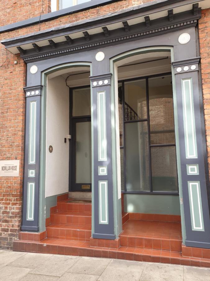 Mcmillan House Studio Apartments Йорк Экстерьер фото